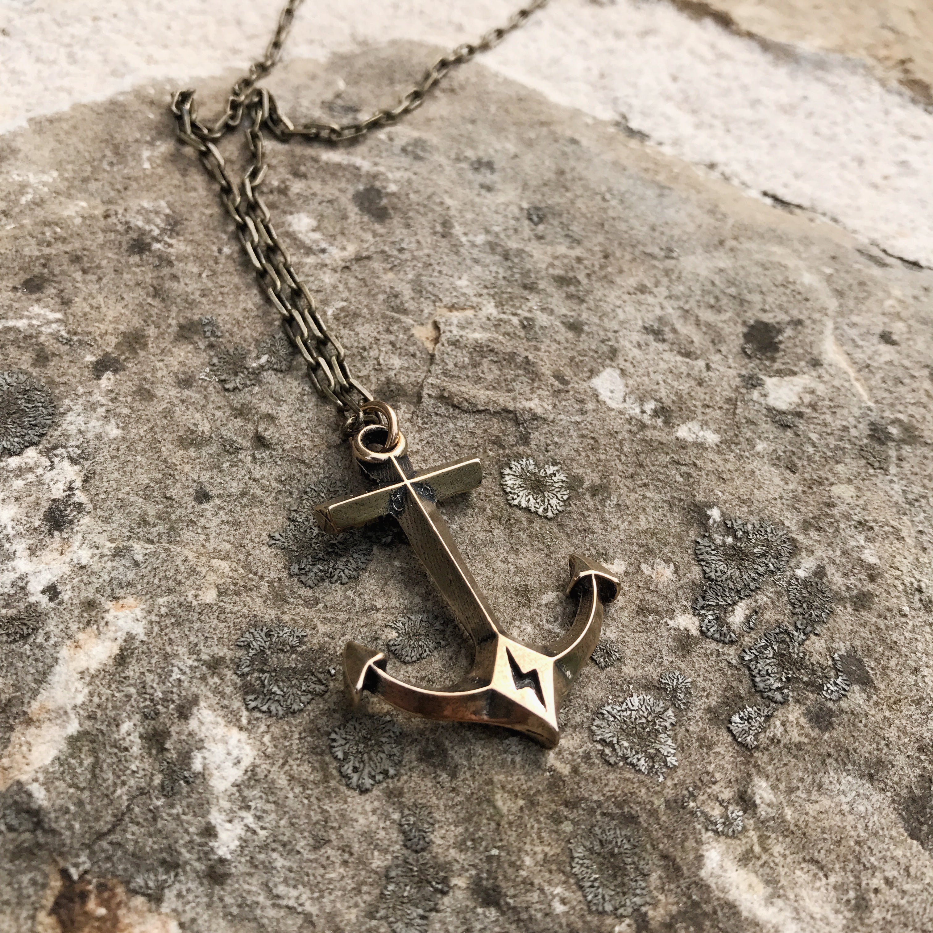 STRENGTH Hold Fast Anchor Necklace - Bronze